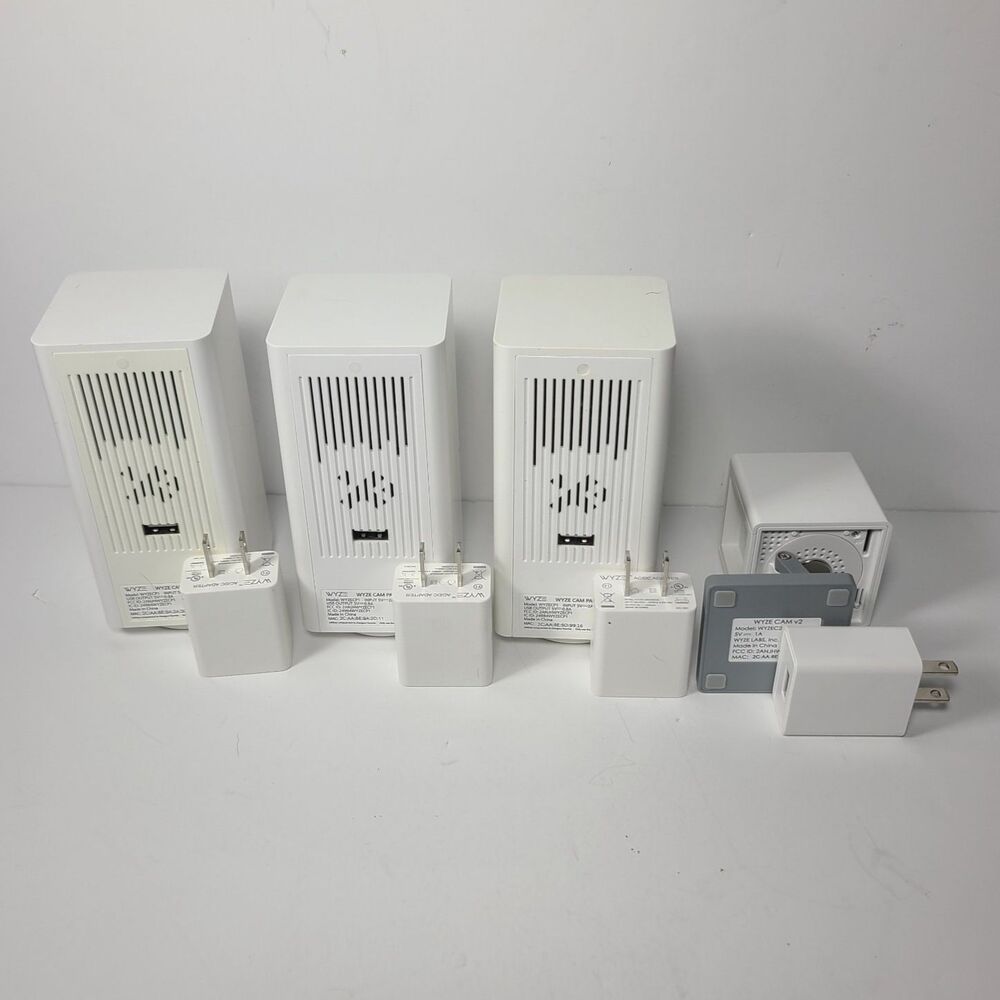 LOT of 4 Wyze Cam Pan WYZECP1 WYZEC2 1080p Wi-Fi  Security Camera w/ Adapters - Picture 4 of 9